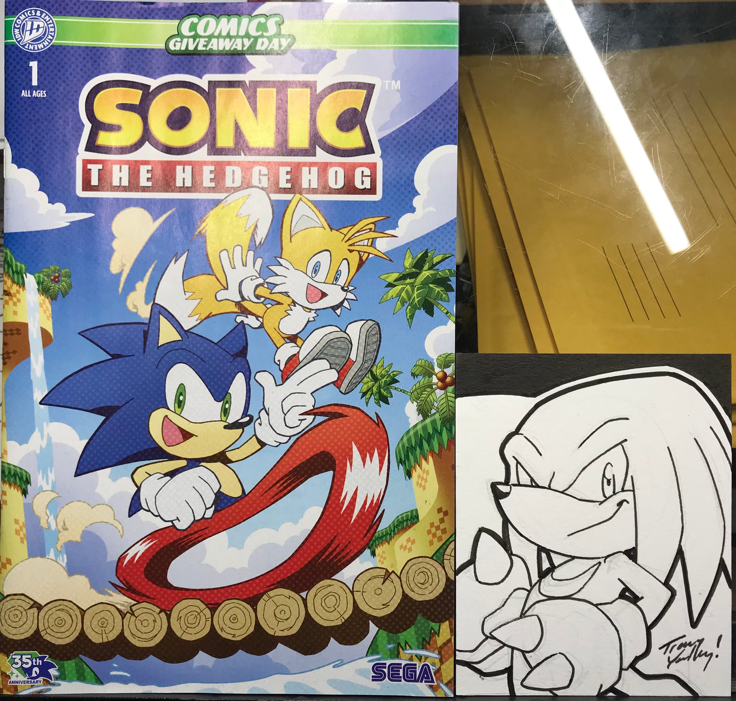 Knuckles sketch card and comic set